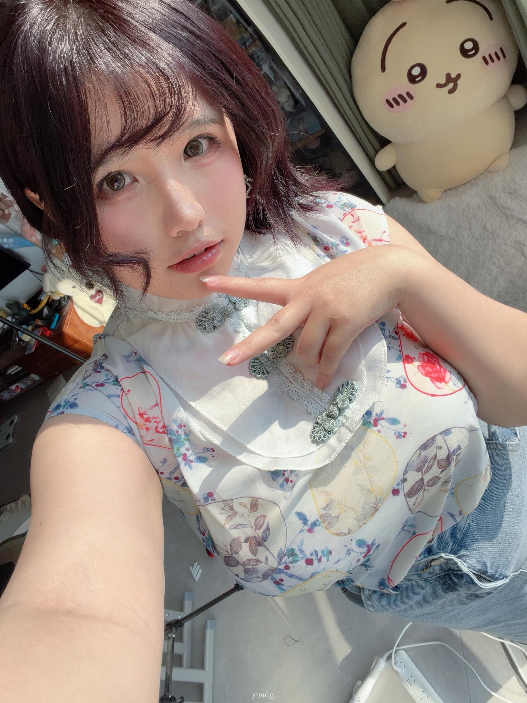 1 (37)