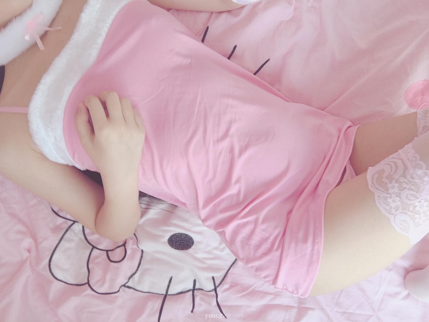 [萌白酱]粉红兔女郎[35P1V]