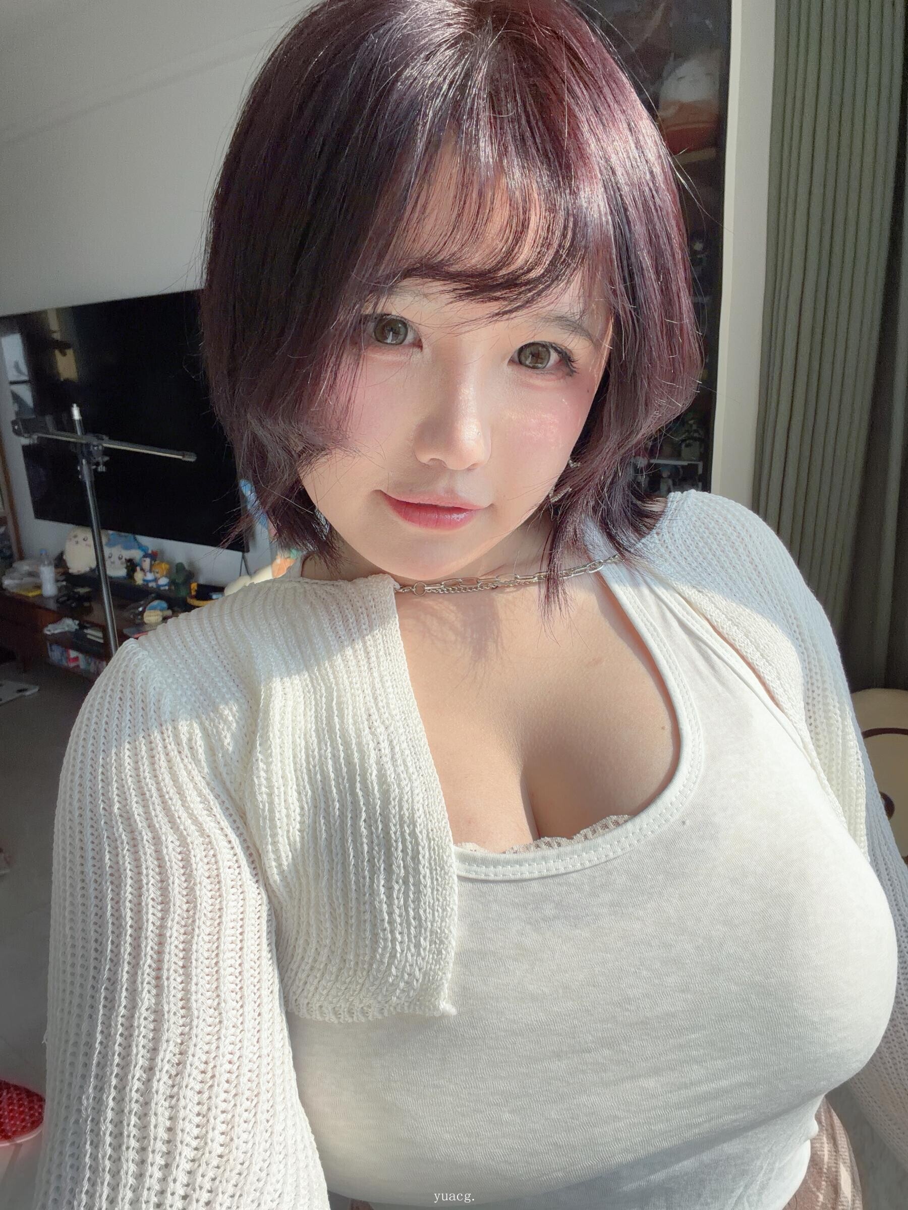 1 (76)