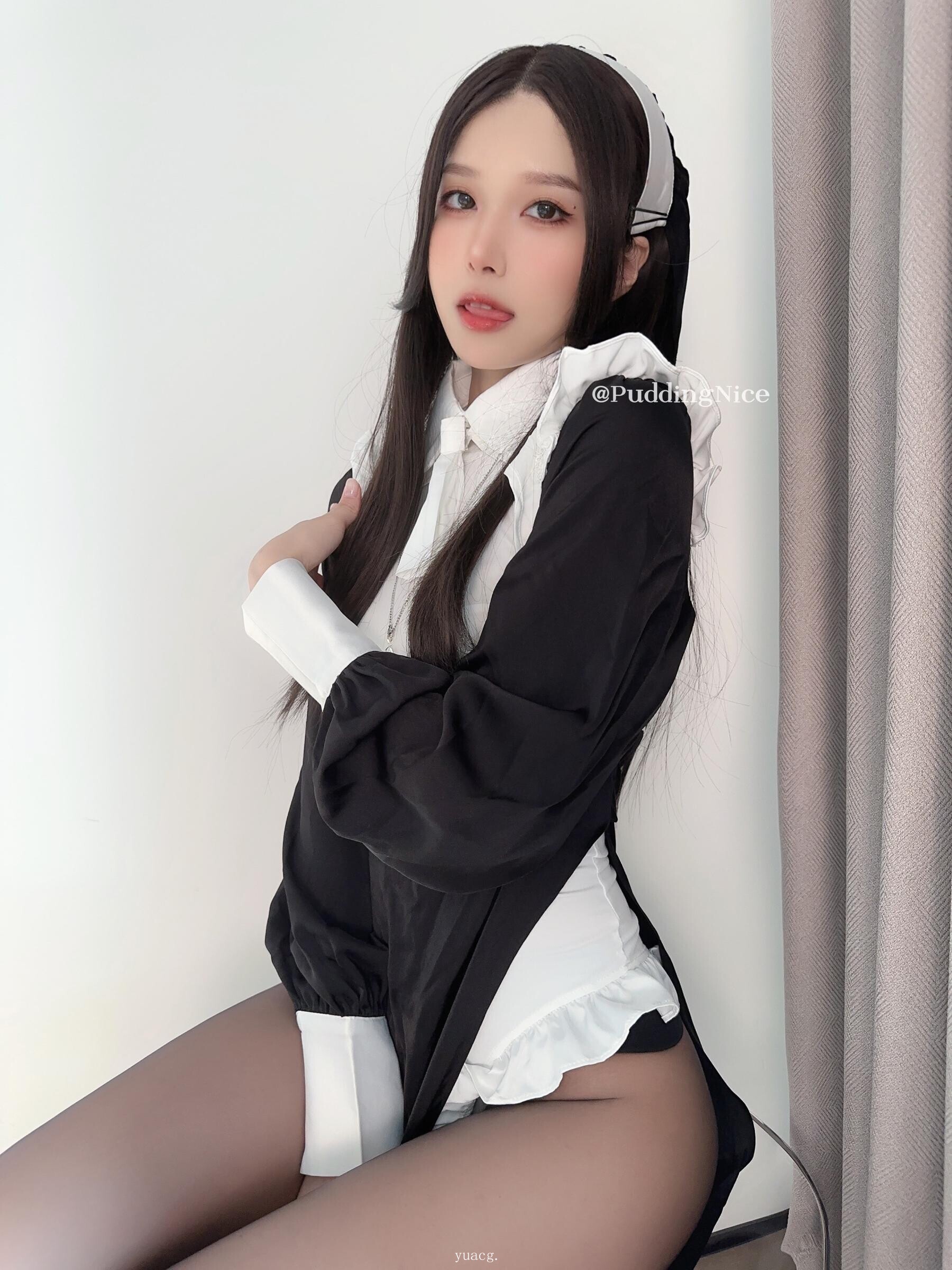 1 (2)