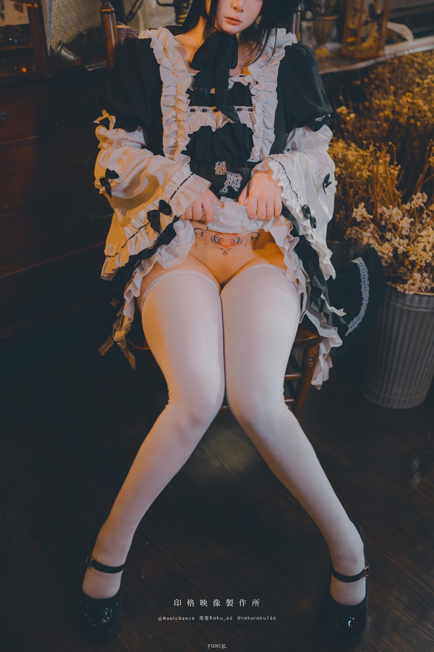 1 (33)