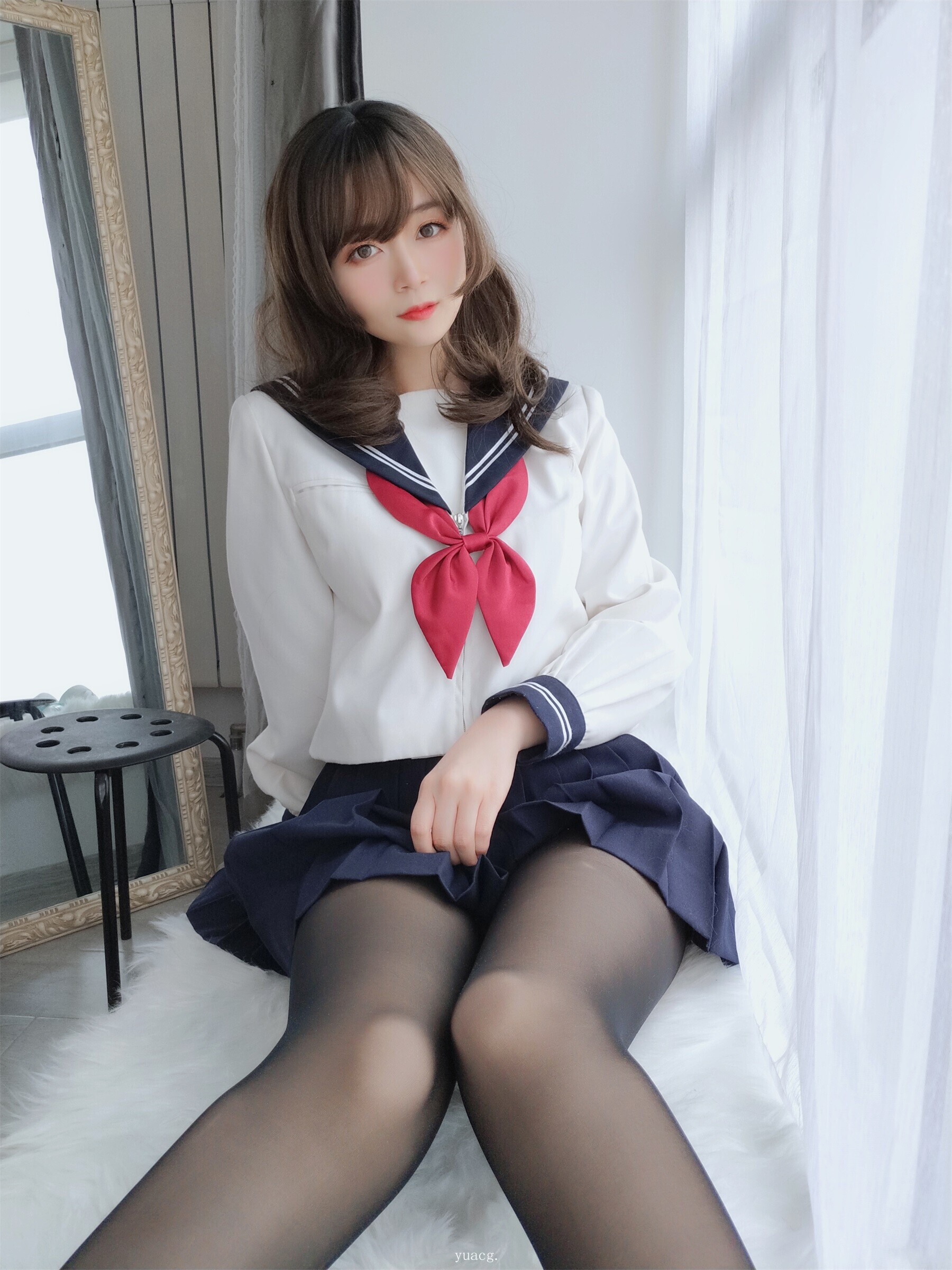 1 (17)