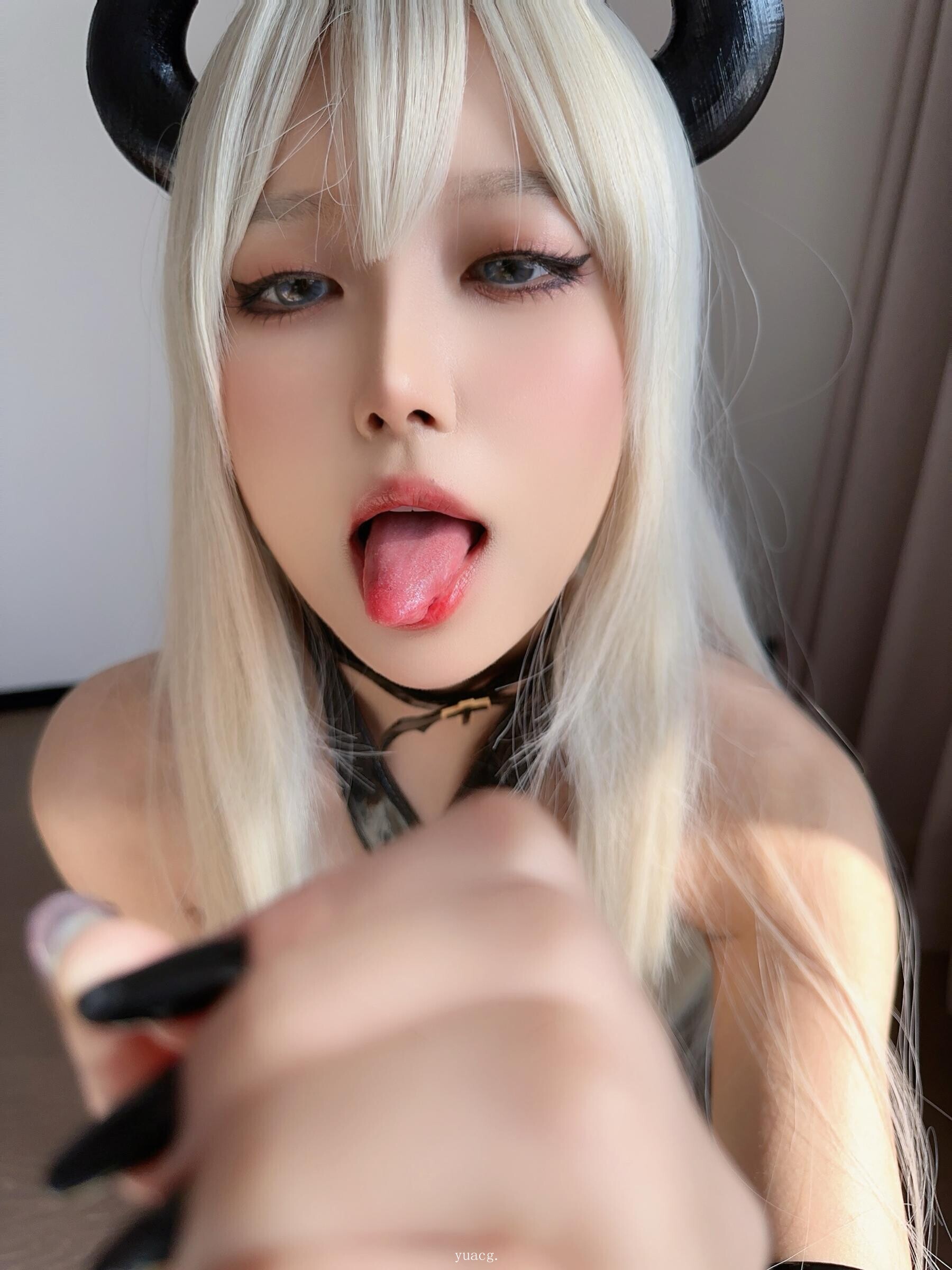1 (31)