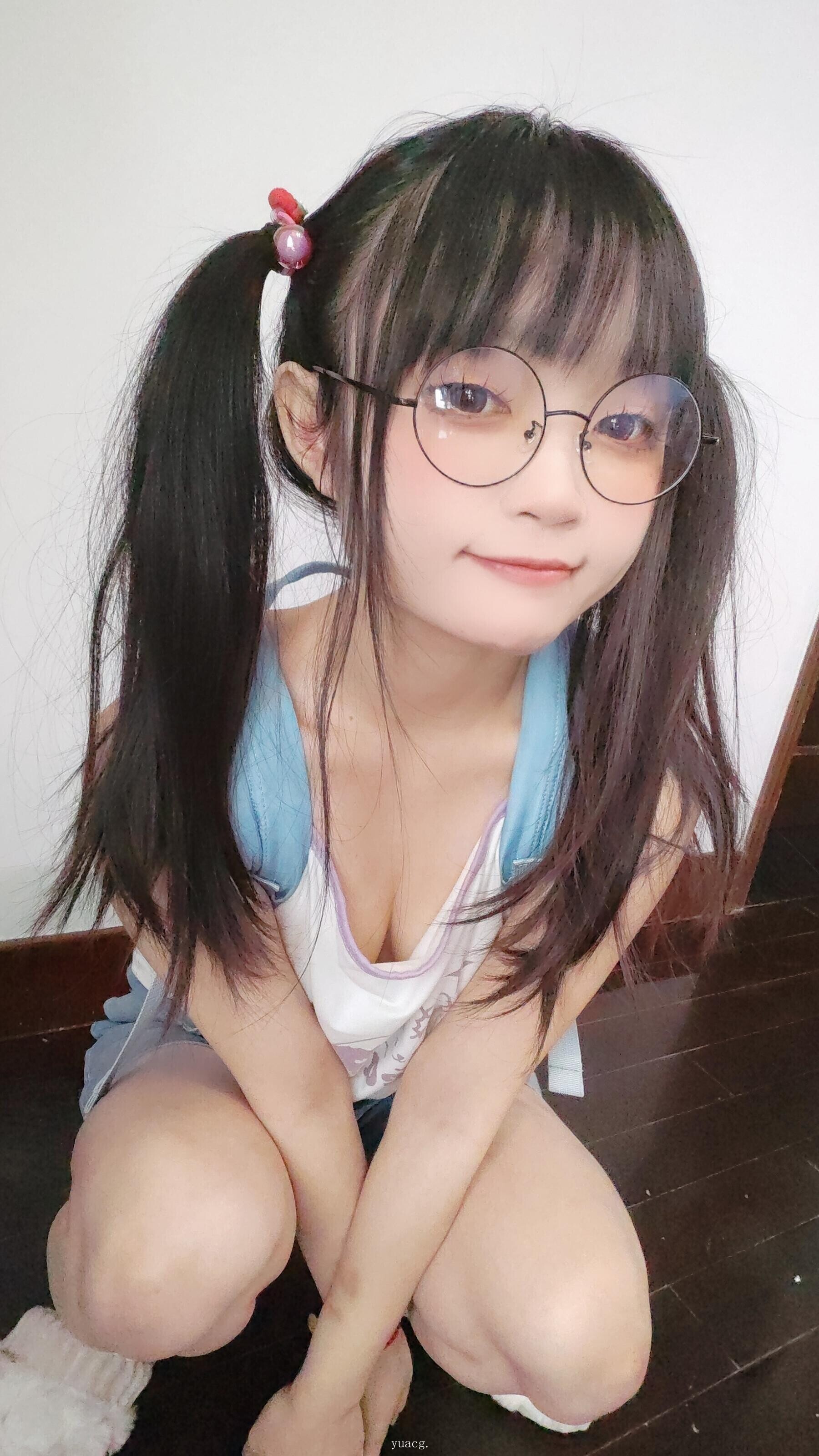 1 (5)